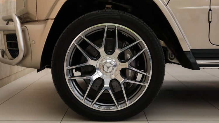 Mercedes Benz G 63 AMG | 2022 – GCC – Under Warranty – Travertine Beige Metallic | 4.0L V8