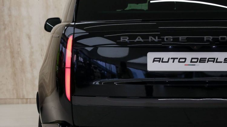 Range Rover Vogue HSE P530 | 2023 – Full Options | 4.4L V8