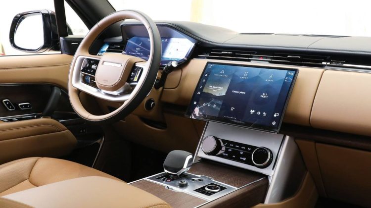 Range Rover Vogue HSE P 530 2023 | Belgravia Green – GCC – Under Warranty – Service Contract