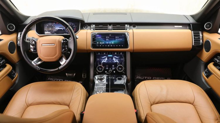 Range Rover Vogue Autobiography Fifty P525 1 of 1970 | 2021 – GCC – Under Warranty – Service Contract