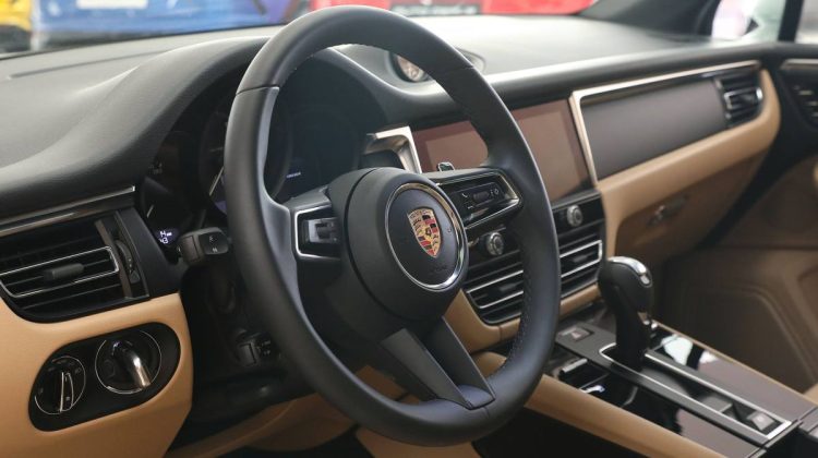 Porsche Macan | 2023 – Brand New – Advanced Safety Systems – State-of-the-Art SUV | 2.0L i4