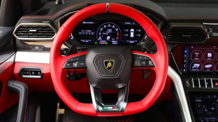 Lamborghini Urus | 2022 – GCC – Under Warranty and Service Contract – Perfect Condition | 4.0L V8