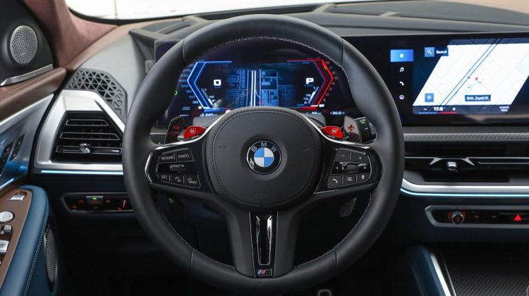 BMW XM | 2023 – GCC – Under Warranty – Brand New – Ambient Roof Lighting (Sculptural Headliner) | 4.4L V8