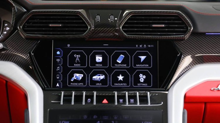 Lamborghini Urus | 2022 – GCC – Under Warranty and Service Contract – Perfect Condition | 4.0L V8