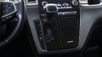 Toyota Granvia Premium | 2022 – GCC – Perfect Condition | 2.8 i4