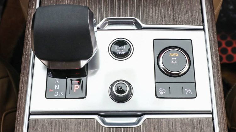 Range Rover Vogue Autobiography Long Wheel Base P530 | 2023 – GCC – Under Warranty – Brand New | 4.4L V8