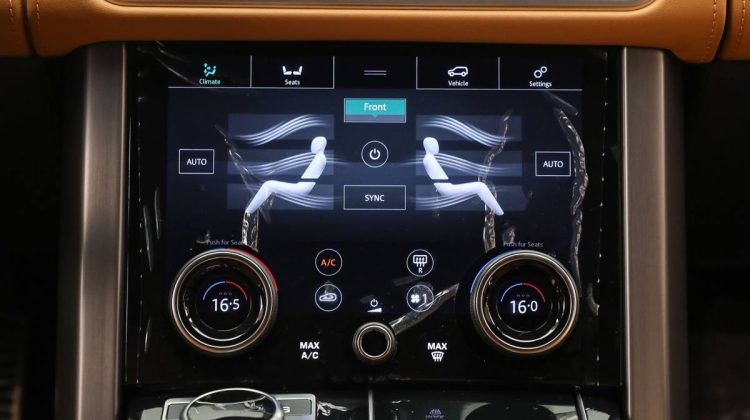 Range Rover Vogue Autobiography Fifty P525 1 of 1970 | 2021 – GCC – Under Warranty – Service Contract