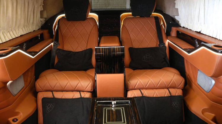 Mercedes Benz Viano V250 Maybach | 2023 – GCC – Brand New – Under Warranty | 2.0L i4