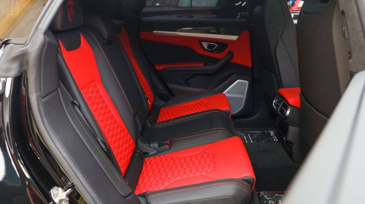 Lamborghini Urus | 2022 – GCC – Under Warranty and Service Contract – Perfect Condition | 4.0L V8