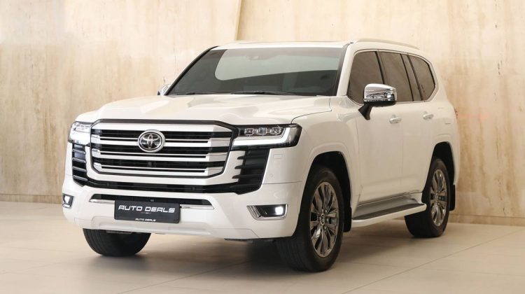 Toyota Land Cruiser VX-R | 2022 – GCC – Under Warranty – Perfect Condition | 4.0L V6