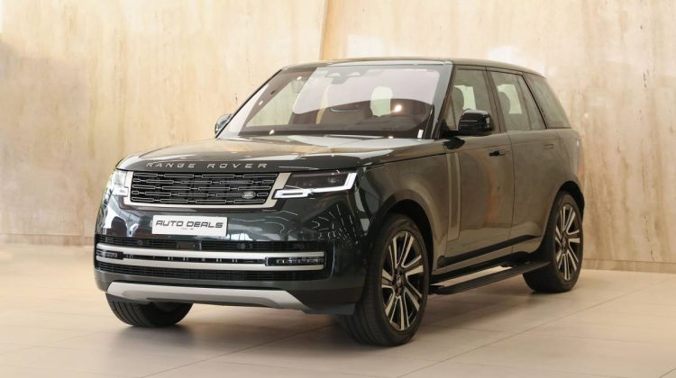 Range Rover Vogue HSE P 530 2023 | Belgravia Green – GCC – Under Warranty – Service Contract