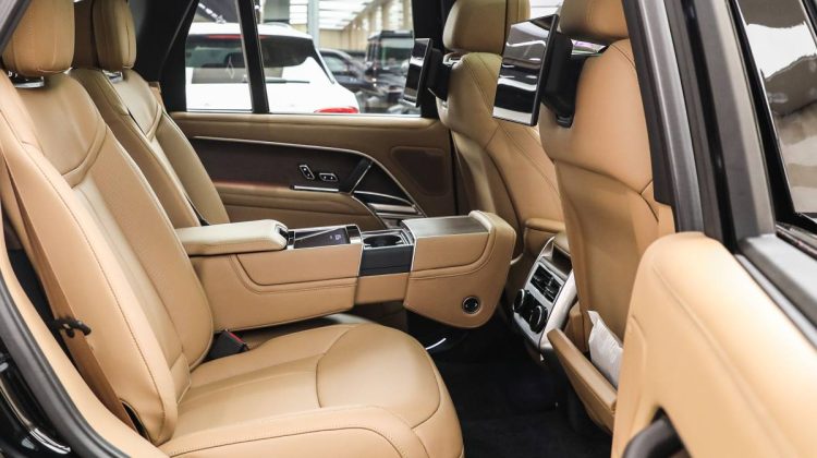 Range Rover Vogue Autobiography P400 | 2023 – GCC – Warranty & Service Contract Available – Brand New | 3.0L I6