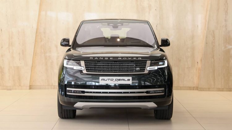 Range Rover Vogue HSE P 530 2023 | Belgravia Green – GCC – Under Warranty – Service Contract