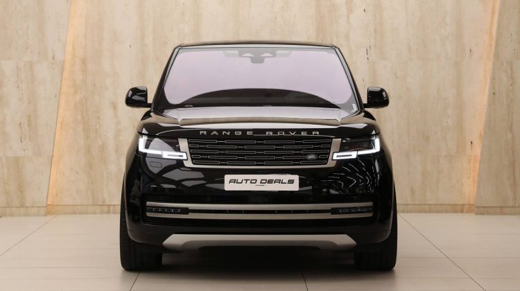 Range Rover Vogue HSE P530 | 2023 – GCC – Low Mileage – Under Warranty and Service Contract | 4.4L V8
