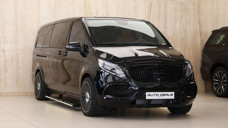 Mercedes Benz Viano V250 Maybach | 2023 – GCC – Brand New – Under Warranty | 2.0L i4