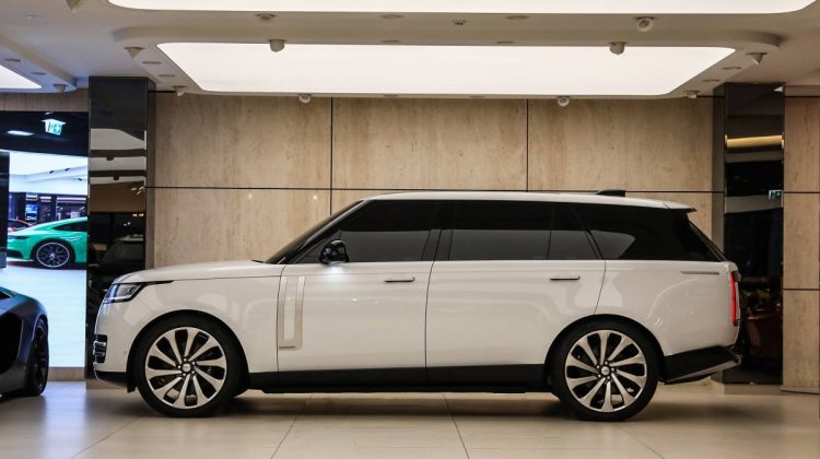 Range Rover Vogue Autobiography Long Wheel Base P530 | 2023 – GCC – Under Warranty – Brand New | 4.4L V8