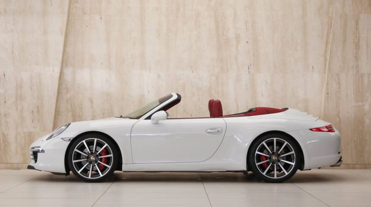 Porsche Carrera S Cabriolet | 2014 – GCC – Under Warranty – Perfect Condition | 3.8L F6