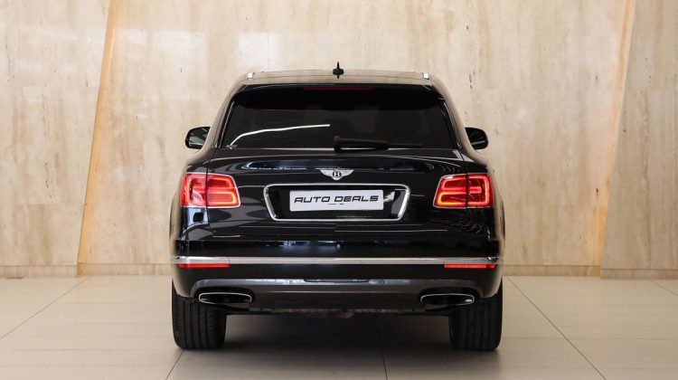 Bentley Bentayga W12 | 2017 – GCC – Perfect Condition | 6.0L W12