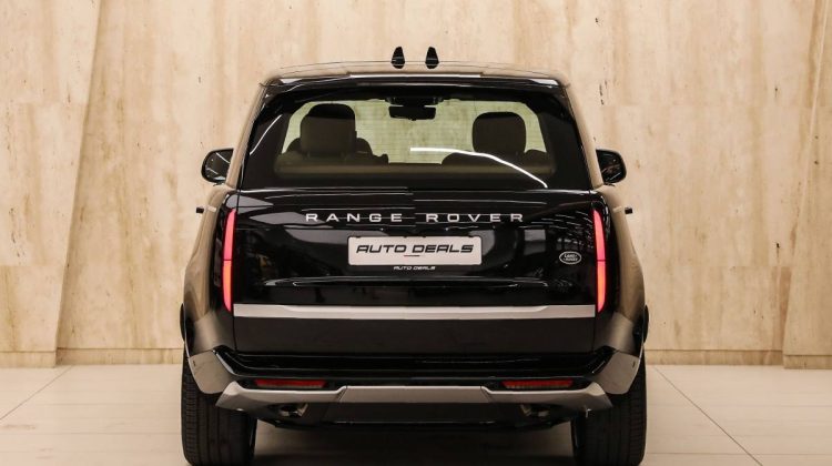 Range Rover Vogue Autobiography P400 | 2023 – GCC – Warranty & Service Contract Available – Brand New | 3.0L I6