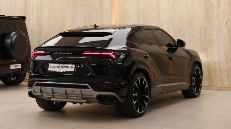 Lamborghini Urus | 2022 – GCC – Under Warranty and Service Contract – Perfect Condition | 4.0L V8