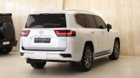 Toyota Land Cruiser VX-R | 2022 – GCC – Under Warranty – Perfect Condition | 4.0L V6