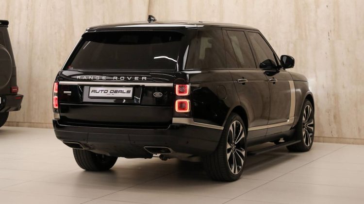 Range Rover Vogue Autobiography Fifty P525 1 of 1970 | 2021 – GCC – Under Warranty – Service Contract