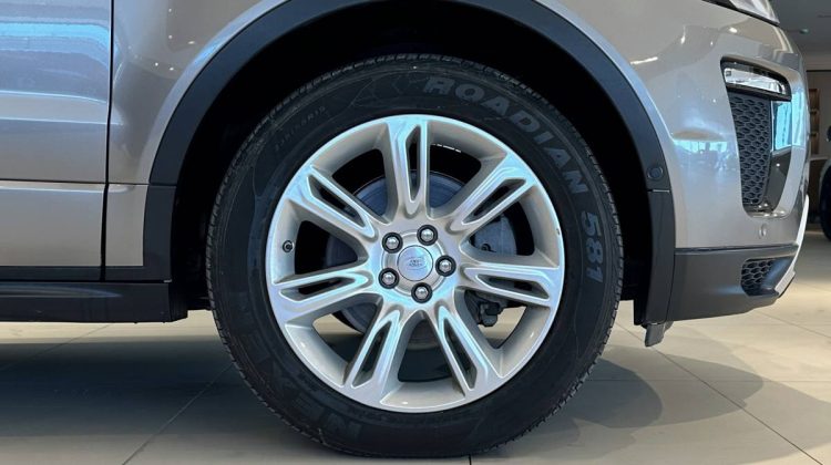 Range Rover Evoque HSE Dynamic | 2018 – Low Mileage – Perfect Condition | 2.0L i4