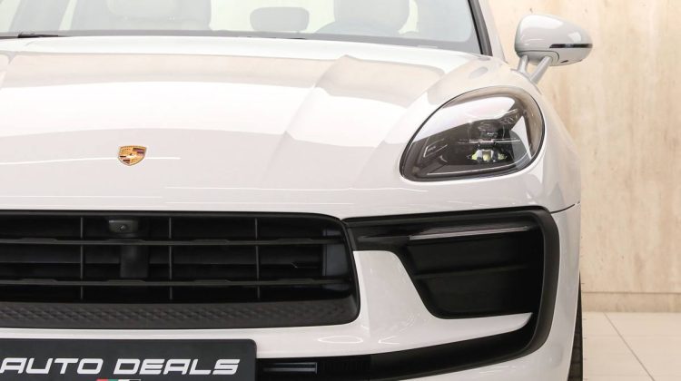 Porsche Macan | 2023 – Brand New – Advanced Safety Systems – State-of-the-Art SUV | 2.0L i4