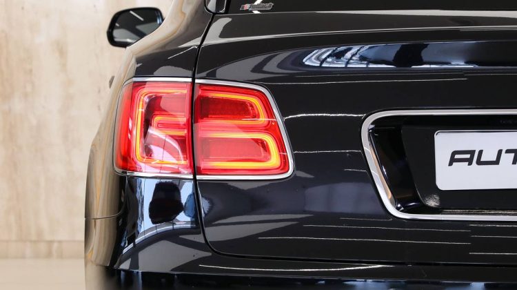 Bentley Bentayga W12 | 2017 – GCC – Perfect Condition | 6.0L W12