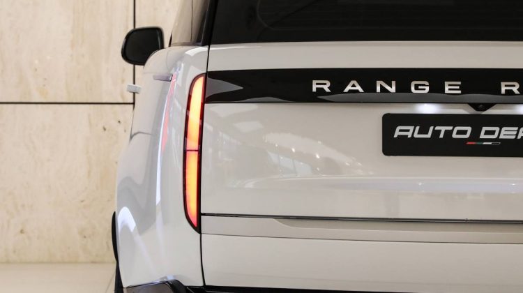 Range Rover Vogue Autobiography Long Wheel Base P530 | 2023 – GCC – Under Warranty – Brand New | 4.4L V8