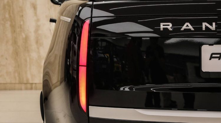 Range Rover Vogue Autobiography P400 | 2023 – GCC – Warranty & Service Contract Available – Brand New | 3.0L I6