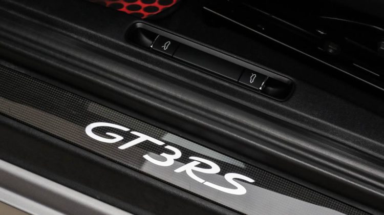 Porsche GT3 RS | 2016 – GCC – Very Low Mileage – Pristine Condition | 4.0L F6