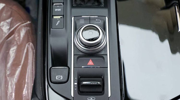 Maserati Levante Q4 | 2019 – Full Options – Advanced Safety Technology – Pristine Condition | 3.0L V6