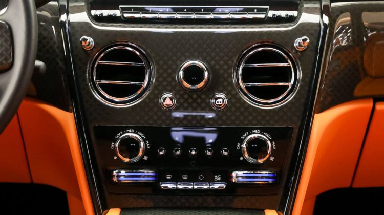Rolls Royce Cullinan Black Badge | 2022 – GCC – Warranty – Service Contract – Outstanding Features | 6.75L V12