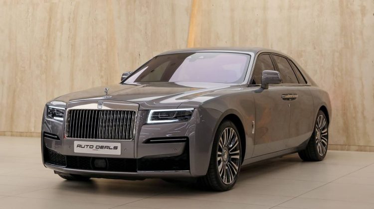 Rolls Royce Ghost | 2022 – GCC – Under Warranty – Very Low Mileage – Full Options – Pristine Condition | 6.75L V12