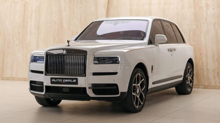 Rolls Royce Cullinan Black Badge | 2022 – GCC – Warranty – Service Contract – Outstanding Features | 6.75L V12