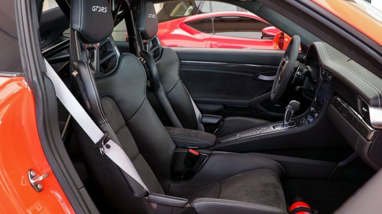 Porsche GT3 RS | 2019 – GCC – Under Warranty – Very Low Mileage – Perfect Condition | 4.0L F6