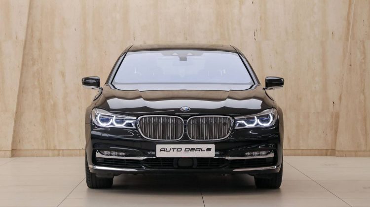 BMW 750 Li xDrive | 2018 – GCC – Under Warranty – Service Contract – Excellent Condition | 4.4L V8