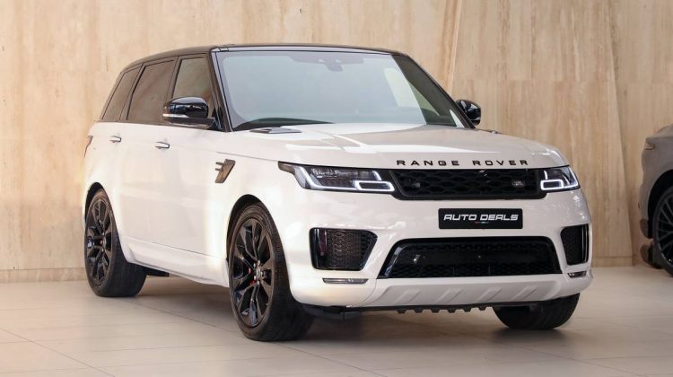 Range Rover Sport HST P400 | 2021 – GCC – Under Warranty – Service Contract – Premium Quality | 4.0L F6