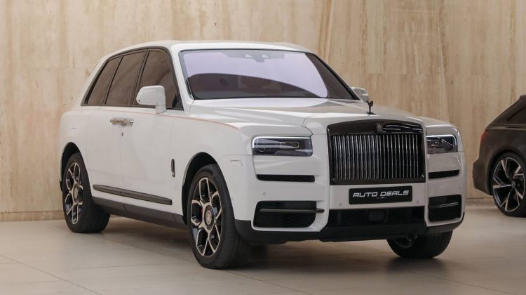 Rolls Royce Cullinan Black Badge | 2022 – GCC – Warranty – Service Contract – Outstanding Features | 6.75L V12
