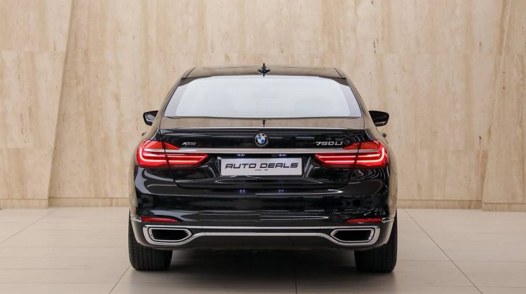 BMW 750 Li xDrive | 2018 – GCC – Under Warranty – Service Contract – Excellent Condition | 4.4L V8