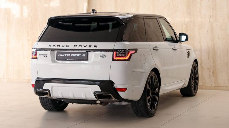 Range Rover Sport HST P400 | 2021 – GCC – Under Warranty – Service Contract – Premium Quality | 4.0L F6