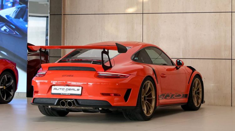 Porsche GT3 RS | 2019 – GCC – Under Warranty – Very Low Mileage – Perfect Condition | 4.0L F6