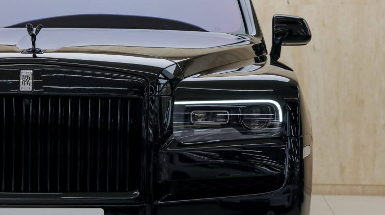 Rolls-Royce Cullinan 2023 Price, Colours, Mileage, Reviews, Images