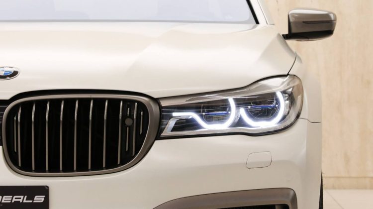 BMW 760 Li M X-Drive | 2019 – GCC – Under Warranty – Service Contract – Perfect Condition | 6.6L V12