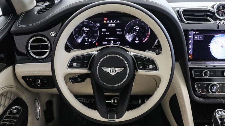 Bentley Bentayga V8 | 2022 – Low Mileage – Full Range Options – Advanced Safety System – Pristine Condition | 4.0L V8