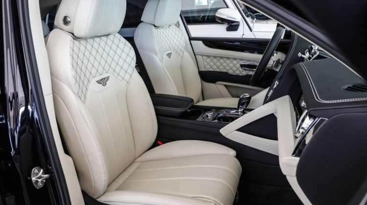 Bentley Bentayga V8 | 2022 – Low Mileage – Full Range Options – Advanced Safety System – Pristine Condition | 4.0L V8