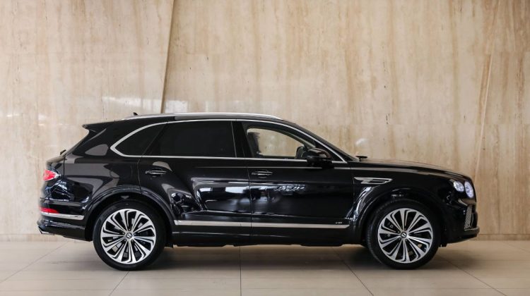 Bentley Bentayga V8 | 2022 – Low Mileage – Full Range Options – Advanced Safety System – Pristine Condition | 4.0L V8