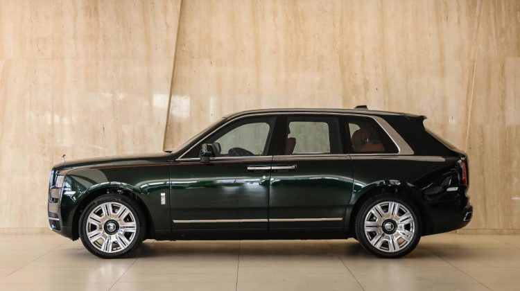 Rolls Royce Cullinan Starlight | 2022 – Warranty – Service Contract – Full Range Options – Advanced Safety System – Pristine Condition | 6.7L V12