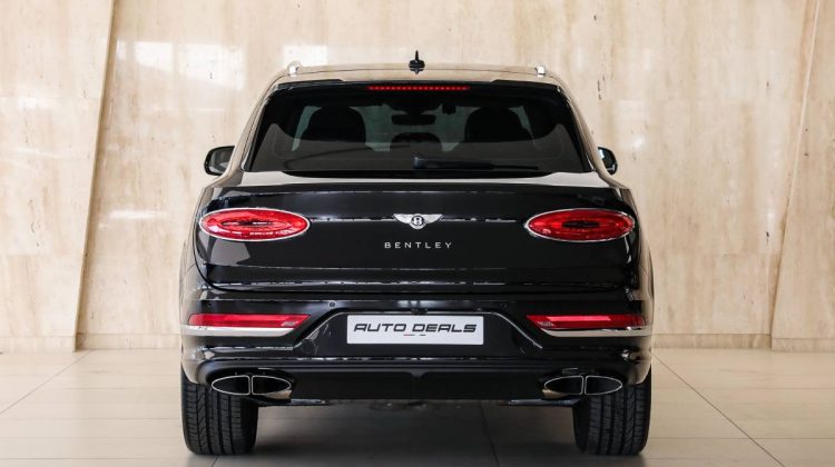 Bentley Bentayga V8 | 2022 – Low Mileage – Full Range Options – Advanced Safety System – Pristine Condition | 4.0L V8